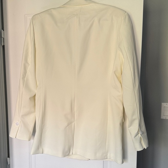 JustFab Cream Double-Breasted Blazer - Picture 5 of 6